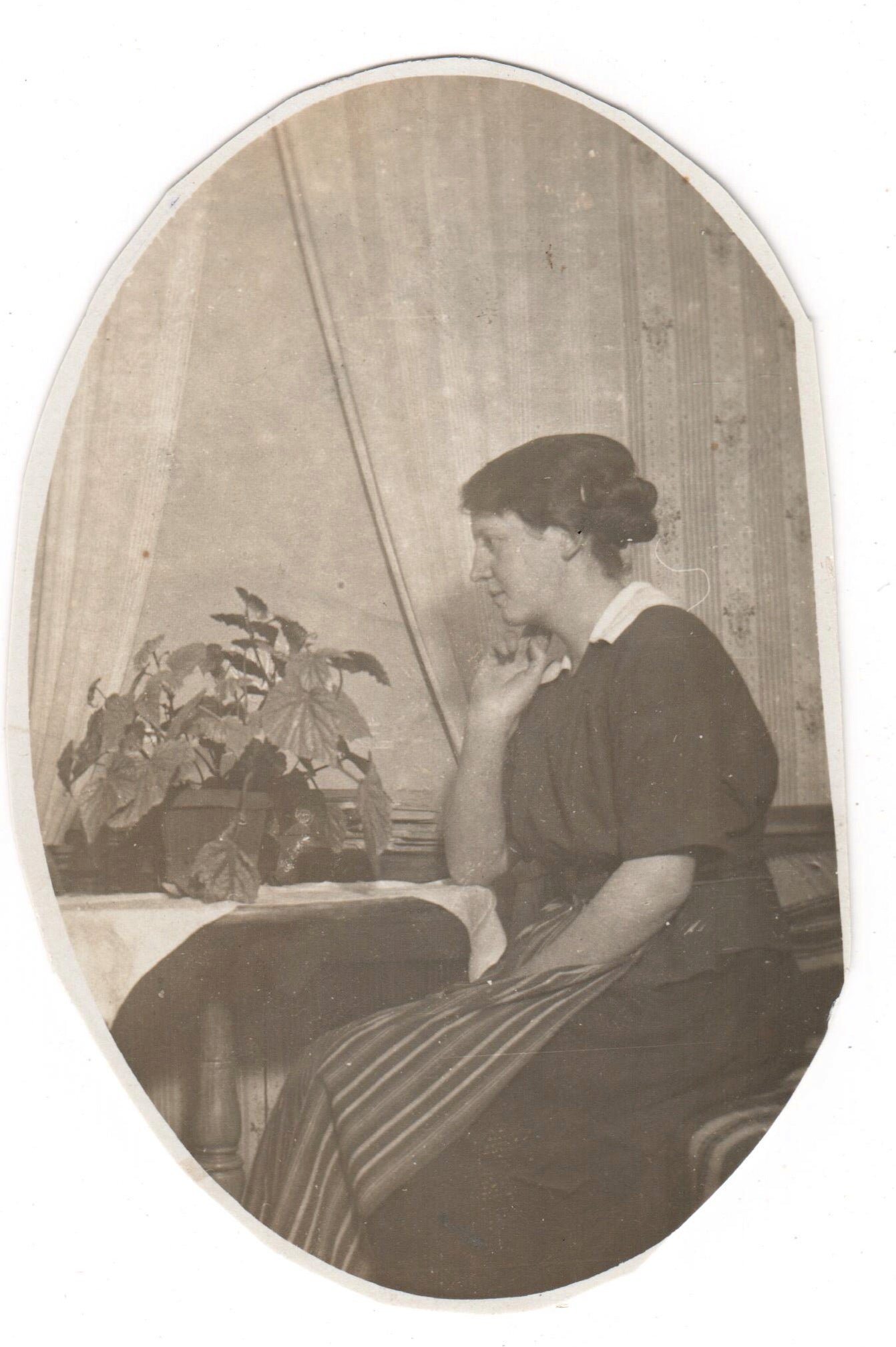 Vintage Postcard - Portrait of a Beautiful Woman - Portrait of a Swede - Sweden